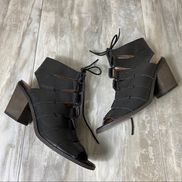 Kelsi Dagger Booties Black Heeled Cage Lace Up - Picture 3 of 9